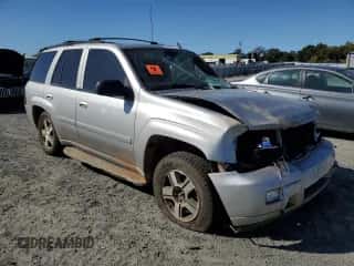 2007 Chevrolet TrailBlazer LS с VIN 1GNDT13S772283529, выставлен на аукционе Copart как лот 85942765 с пробегом Не указан миль и Списание • Salvage title. История ставок и продаж доступна на DreamBid. Изображение 4.