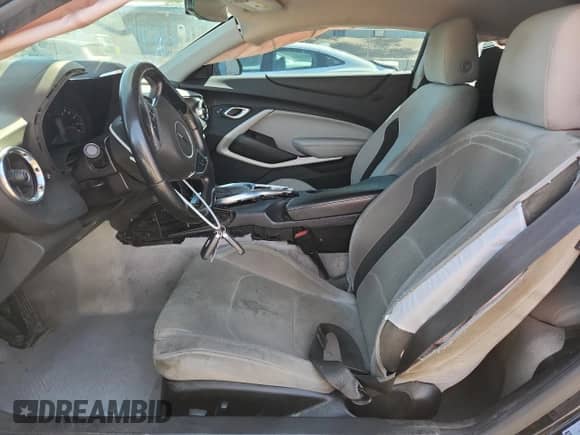 2022 Chevrolet Camaro 1LS с VIN 1G1FA1RX8N0129259, выставлен на аукционе Copart как лот 70690015 с пробегом 76 627 миль миль и Списание • Salvage title. История ставок и продаж доступна на DreamBid. Изображение 7.