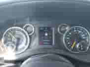 2020 Ram 1500 Big Horn z VIN 1C6SRFBT8LN192940, wystawiony jako IAAI lot #43054825 z przebiegiem 70 200 mil mil oraz . Historia ofert i sprzedaży dostępna na DreamBid. Obrazek 7.