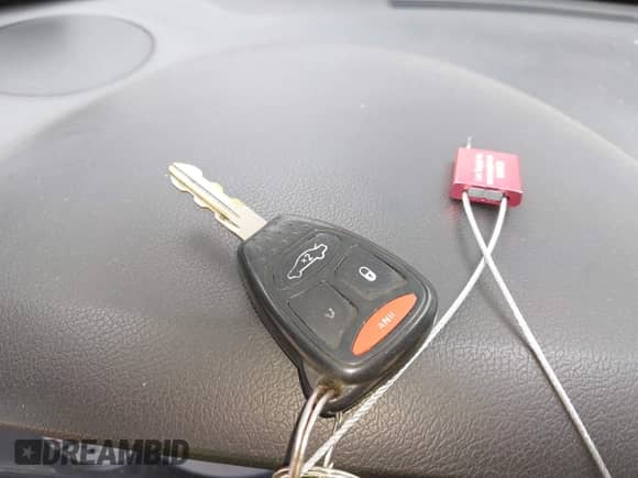 2007 Chrysler 300 Limited с VIN 2C3KA53G17H896637, выставлен на аукционе IAAI как лот 42405266 с пробегом 167 782 миль миль и . История ставок и продаж доступна на DreamBid. Изображение 11.