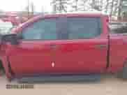 2020 Chevrolet Silverado 1500 Custom z VIN 3GCPWBEK6LG217622, wystawiony jako IAAI lot #41374300 z przebiegiem Nie podano mil oraz . Historia ofert i sprzedaży dostępna na DreamBid. Obrazek 15.
