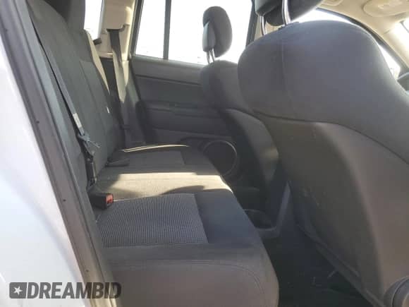 2011 Jeep Compass Latitude z VIN 1J4NT1FB4BD253162, wystawiony jako Copart lot #71593615 z przebiegiem 37 766 mil mil oraz Szkoda całkowita • Salvage title. Historia ofert i sprzedaży dostępna na DreamBid. Obrazek 11.