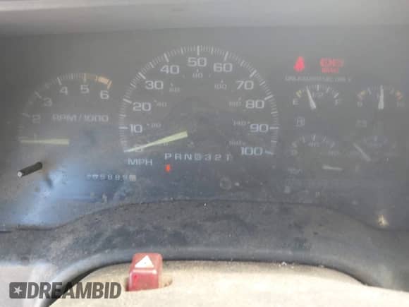 1996 GMC Sierra 1500 z VIN 2GTEC19M3T1502695, wystawiony jako IAAI lot #42199919 z przebiegiem 285 889 mil mil oraz . Historia ofert i sprzedaży dostępna na DreamBid. Obrazek 7.