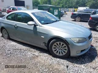 2007 BMW 3 Series 328xi z VIN WBAWV53567P076661, wystawiony jako IAAI lot #42645313 z przebiegiem 188 090 mil mil oraz . Historia ofert i sprzedaży dostępna na DreamBid. Obrazek 1.