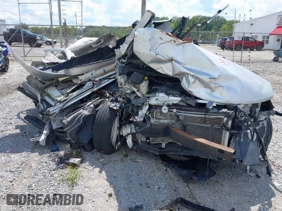 2013 Toyota Camry LE z VIN 4T1BD1FK5DU096620, wystawiony jako IAAI lot #43070799 z przebiegiem Nie podano mil oraz . Historia ofert i sprzedaży dostępna na DreamBid. Obrazek 1.