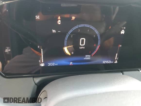 2025 Chevrolet TrailBlazer LT with VIN KL79MPSP0SB153075, listed as a Copart auction lot 70437175 with 12,153 mi miles and Salvage title. Bid and sale history available at DreamBid. Image 9.