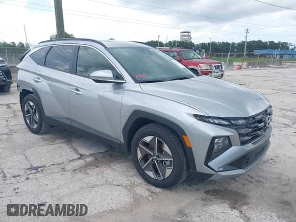 2025 Hyundai Tucson SEL Convenience с VIN 5NMJC3DE8SH488555, выставлен на аукционе IAAI как лот 42568369 с пробегом 1 166 миль миль и . История ставок и продаж доступна на DreamBid. Изображение 1.