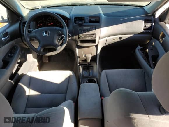2005 Honda Accord LX with VIN 1HGCM56495A118558, listed as a Copart auction lot 82325255 with 264,784 mi miles and Salvage title. Bid and sale history available at DreamBid. Image 8.