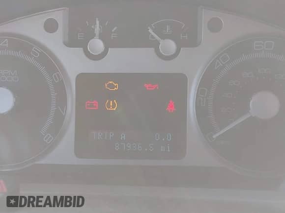 2008 Mercury Mariner with VIN 4M2CU91Z68KJ45797, listed as a IAAI auction lot 41615117 with 87,936 mi miles and . Bid and sale history available at DreamBid. Image 7.