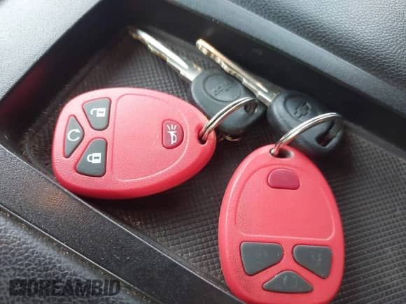 2007 Chevrolet Avalanche 2LT z VIN 3GNEC12J27G196433, wystawiony jako IAAI lot #42361795 z przebiegiem 186 808 mil mil oraz . Historia ofert i sprzedaży dostępna na DreamBid. Obrazek 11.