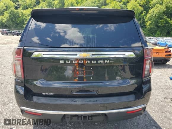 2023 Chevrolet Suburban LS z VIN 1GNSKBET9PR554250, wystawiony jako Copart lot #59538965 z przebiegiem 20 499 mil mil oraz Szkoda całkowita • Salvage title. Historia ofert i sprzedaży dostępna na DreamBid. Obrazek 6.