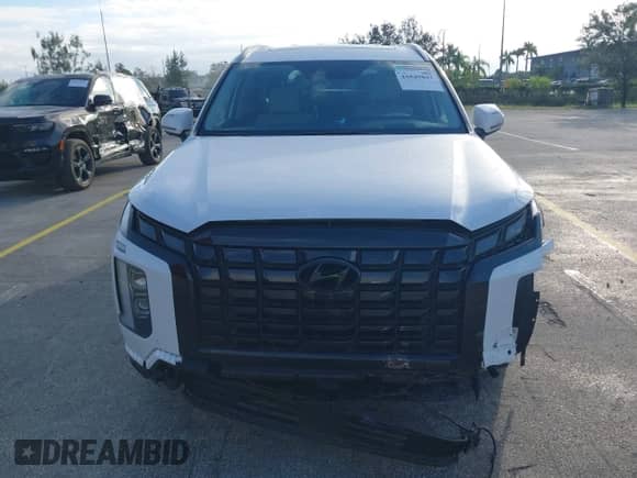 2024 Hyundai Palisade Limited с VIN KM8R54GE5RU702575, выставлен на аукционе IAAI как лот 43549843 с пробегом 54 195 миль миль и . История ставок и продаж доступна на DreamBid. Изображение 12.