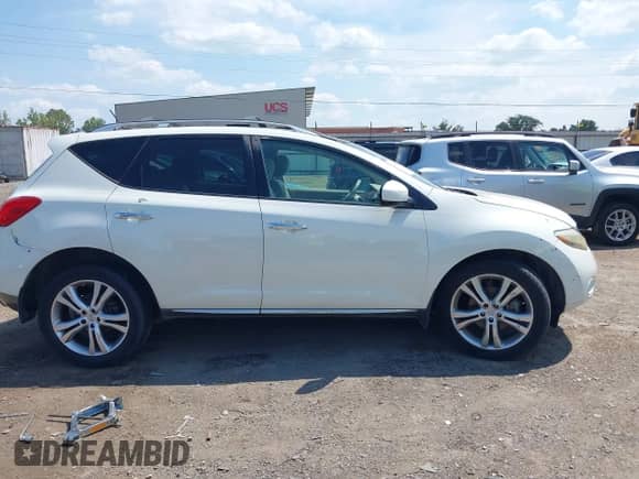 2009 Nissan Murano SL with VIN JN8AZ18W69W154834, listed as a IAAI auction lot 39865907 with 148,917 mi miles and . Bid and sale history available at DreamBid. Image 13.