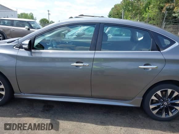2017 Nissan Sentra SR с VIN 3N1AB7AP3HY397050, выставлен на аукционе IAAI как лот 42154893 с пробегом 95 572 миль миль и . История ставок и продаж доступна на DreamBid. Изображение 15.