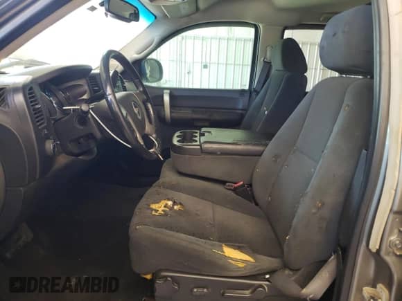 2007 Chevrolet Silverado 1500 LTZ z VIN 3GCEK13387G518522, wystawiony jako Copart lot #82275535 z przebiegiem 274 807 mil mil oraz Szkoda całkowita • Salvage title. Historia ofert i sprzedaży dostępna na DreamBid. Obrazek 7.