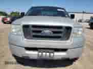 2005 Ford F-150 STX z VIN 1FTRX02W65KB47780, wystawiony jako Copart lot #79226154 z przebiegiem 229 189 mil mil oraz Szkoda całkowita • Salvage title. Historia ofert i sprzedaży dostępna na DreamBid. Obrazek 5.