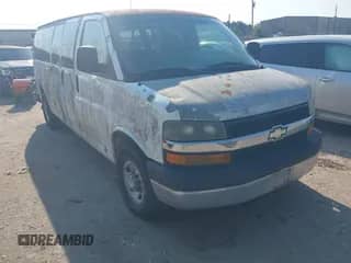 2007 Chevrolet Express Passenger с VIN 1GAHG39U871187698, выставлен на аукционе IAAI как лот 43235465 с пробегом 199 913 миль миль и . История ставок и продаж доступна на DreamBid. Изображение 1.