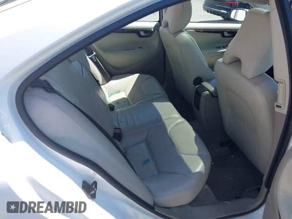 2005 Volvo S60 с VIN YV1RS592452432485, выставлен на аукционе IAAI как лот 42663011 с пробегом 177 739 миль миль и . История ставок и продаж доступна на DreamBid. Изображение 8.