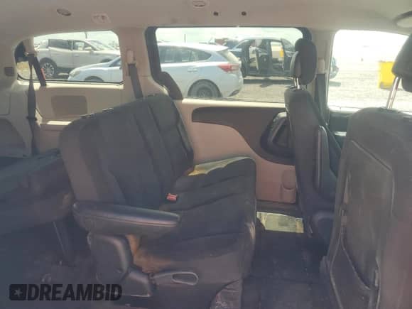 2018 Dodge Grand Caravan SE с VIN 2C4RDGBG4JR273108, выставлен на аукционе Copart как лот 68198355 с пробегом Не указан миль и На запчасти • Non repairable. История ставок и продаж доступна на DreamBid. Изображение 11.