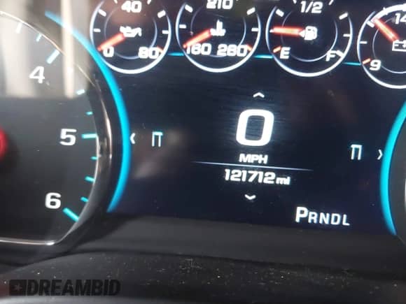 2018 Chevrolet Tahoe Premier с VIN 1GNSKCKJ7JR288243, выставлен на аукционе IAAI как лот 41701208 с пробегом 121 712 миль миль и . История ставок и продаж доступна на DreamBid. Изображение 15.