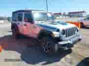 2022 Jeep Wrangler Unlimited Rubicon с VIN 1C4JJXR65NW198063, выставлен на аукционе IAAI как лот 42031447 с пробегом 21 317 миль миль и . История ставок и продаж доступна на DreamBid. Изображение 1.