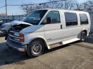 1999 Chevrolet Express с VIN 1GBFG15R6X1094977, выставлен на аукционе Copart как лот 48469965 с пробегом Не указан миль и Списание • Salvage title. История ставок и продаж доступна на DreamBid. Изображение 1.