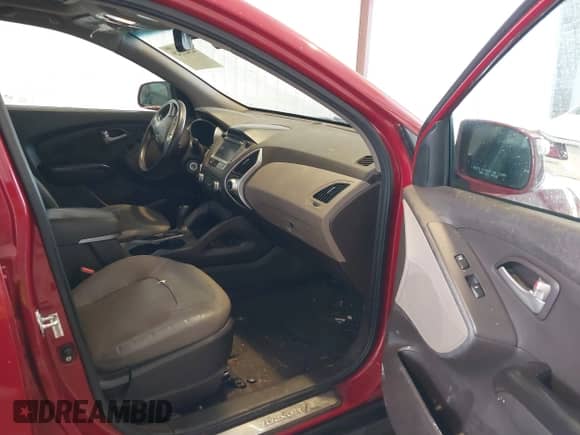2012 Hyundai Tucson Limited с VIN KM8JUCAC7CU542739, выставлен на аукционе IAAI как лот 42422529 с пробегом 141 780 миль миль и . История ставок и продаж доступна на DreamBid. Изображение 5.