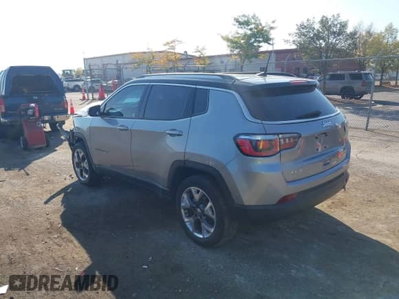 2019 Jeep Compass Limited with VIN 3C4NJDCB9KT843224, listed as a IAAI auction lot 43202857 with 106,888 mi miles and . Bid and sale history available at DreamBid. Image 3.
