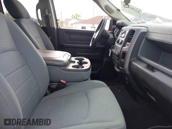 2014 Ram 1500 Express z VIN 1C6RR7FT4ES109331, wystawiony jako IAAI lot #43302806 z przebiegiem 146 000 mil mil oraz . Historia ofert i sprzedaży dostępna na DreamBid. Obrazek 5.