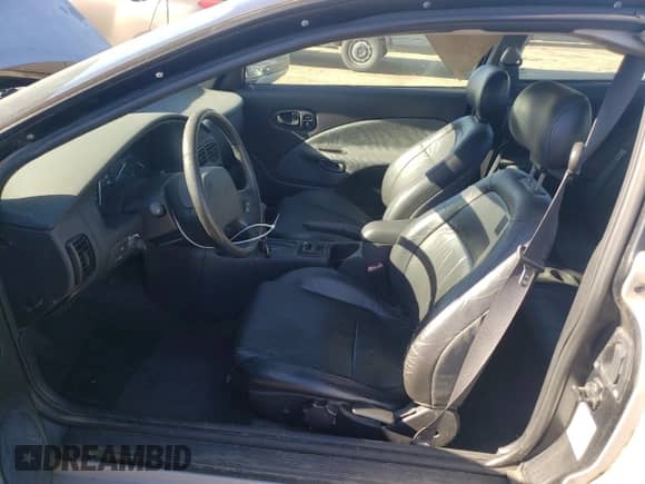 2001 Saturn SC с VIN 1G8ZY14751Z338353, выставлен на аукционе Copart как лот 75086154 с пробегом 100 044 миль миль и Чистый • Clean title. История ставок и продаж доступна на DreamBid. Изображение 7.
