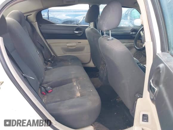 2006 Dodge Charger Fleet with VIN 2B3KA43R86H304447, listed as a IAAI auction lot 43385259 with 209,261 mi miles and . Bid and sale history available at DreamBid. Image 8.