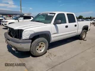 2003 Chevrolet Silverado 1500HD LS с VIN 1GCGC13U63F138847, выставлен на аукционе Copart как лот 65843885 с пробегом Не указан миль и Чистый • Clean title. История ставок и продаж доступна на DreamBid. Изображение 1.
