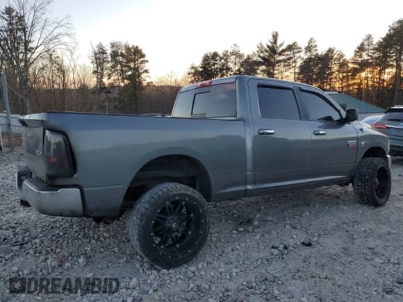 2010 Dodge 2500 TRX z VIN 3D7UT2CL4AG129954, wystawiony jako Copart lot #88090245 z przebiegiem 229 856 mil mil oraz Czysty tytuł • Clean title. Historia ofert i sprzedaży dostępna na DreamBid. Obrazek 3.