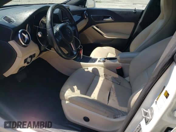 2014 Mercedes-Benz CLA 250 with VIN WDDSJ4GB8EN109746, listed as a Copart auction lot 70213285 with 136,080 mi miles and Non repairable. Bid and sale history available at DreamBid. Image 7.