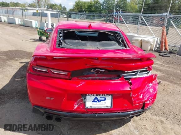 2017 Chevrolet Camaro 1SS z VIN 1G1FF1R74H0108902, wystawiony jako IAAI lot #43319096 z przebiegiem 95 538 mil mil oraz . Historia ofert i sprzedaży dostępna na DreamBid. Obrazek 19.