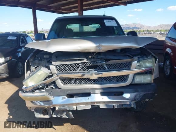 2005 Chevrolet Avalanche Z66 z VIN 3GNEC12Z15G228324, wystawiony jako IAAI lot #42428371 z przebiegiem Nie podano mil oraz . Historia ofert i sprzedaży dostępna na DreamBid. Obrazek 6.