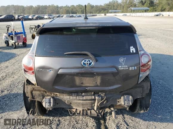 2012 Toyota Prius Three z VIN JTDKDTB32C1509995, wystawiony jako Copart lot #81655585 z przebiegiem 296 641 mil mil oraz Szkoda całkowita • Salvage title. Historia ofert i sprzedaży dostępna na DreamBid. Obrazek 6.