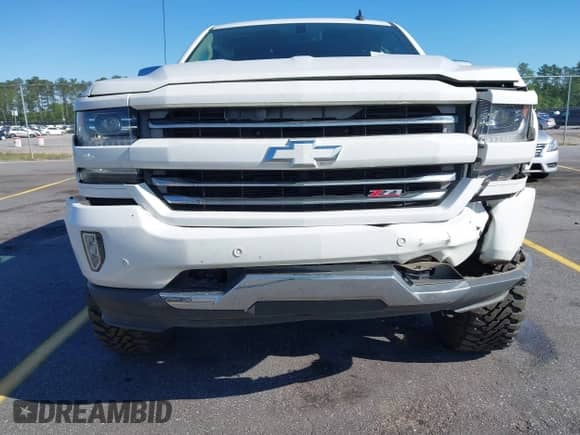 2017 Chevrolet Silverado 1500 LTZ z VIN 3GCUKSEC0HG274378, wystawiony jako IAAI lot #42182655 z przebiegiem 103 704 mil mil oraz . Historia ofert i sprzedaży dostępna na DreamBid. Obrazek 6.