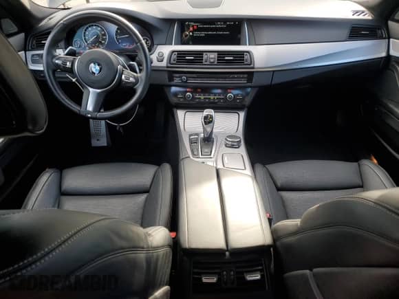 2015 BMW 5 Series 535i с VIN WBA5B1C52FG128167, выставлен на аукционе Copart как лот 70585355 с пробегом 42 932 миль миль и Списание • Salvage title. История ставок и продаж доступна на DreamBid. Изображение 8.
