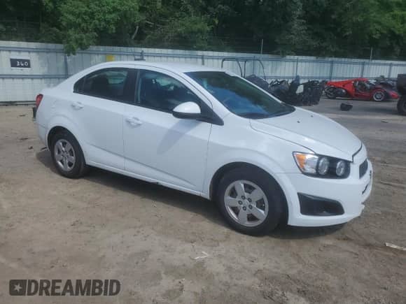 2016 Chevrolet Sonic LS с VIN 1G1JA5SH0G4118398, выставлен на аукционе Copart как лот 62730915 с пробегом 31 990 миль миль и Списание • Salvage title. История ставок и продаж доступна на DreamBid. Изображение 4.
