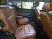 2018 Chevrolet Traverse High Country z VIN 1GNEVKKW3JJ211717, wystawiony jako Copart lot #69195595 z przebiegiem 147 642 mil mil oraz Szkoda całkowita • Salvage title. Historia ofert i sprzedaży dostępna na DreamBid. Obrazek 11.