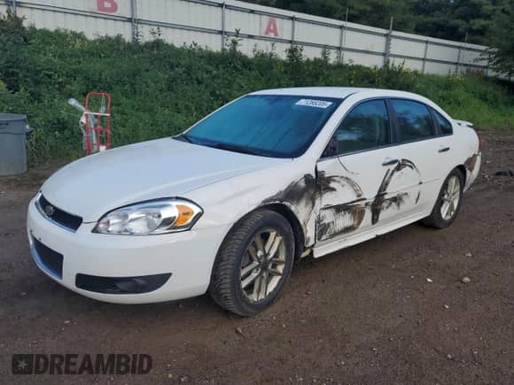 2016 Chevrolet Impala LTZ with VIN 2G1WC5E3XG1120770, listed as a Copart auction lot 71266205 with 212,008 mi miles and Clean title. Bid and sale history available at DreamBid. Image 1.