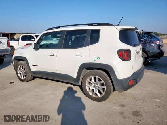 2017 Jeep Renegade Latitude с VIN ZACCJABB3HPE94245, выставлен на аукционе Copart как лот 85098705 с пробегом Не указан миль и Списание • Salvage title. История ставок и продаж доступна на DreamBid. Изображение 2.