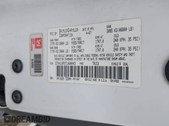 2007 Dodge 1500 ST z VIN 1D7HU18P27J600043, wystawiony jako IAAI lot #41625802 z przebiegiem 170 706 mil mil oraz . Historia ofert i sprzedaży dostępna na DreamBid. Obrazek 9.