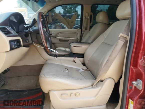 2013 Cadillac Escalade Luxury with VIN 1GYS4BEF5DR333330, listed as a Copart auction lot 62337105 with 174,824 mi miles and Clean title. Bid and sale history available at DreamBid. Image 7.