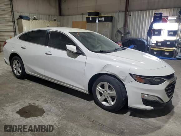 2021 Chevrolet Malibu LS with VIN 1G1ZB5ST3MF069833, listed as a Copart auction lot 84729865 with 21,289 mi miles and Salvage title. Bid and sale history available at DreamBid. Image 4.