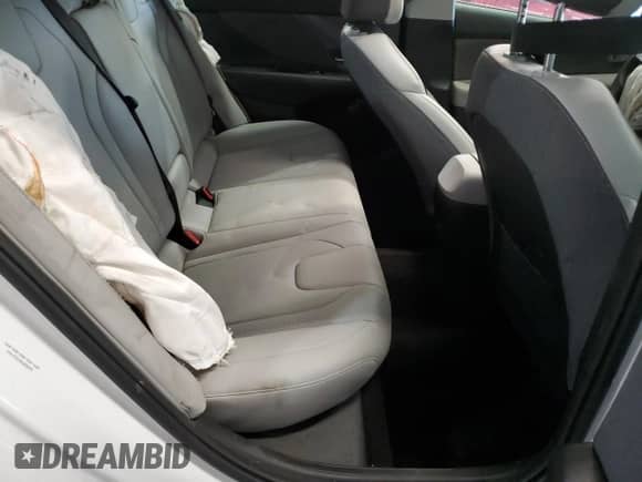 2025 Hyundai Elantra Limited z VIN KMHLP4DG4SU026972, wystawiony jako Copart lot #84915875 z przebiegiem Nie podano mil oraz Szkoda całkowita • Salvage title. Historia ofert i sprzedaży dostępna na DreamBid. Obrazek 10.