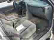 2005 Chevrolet Silverado 2500HD LS с VIN 1GCHK23255F826143, выставлен на аукционе Copart как лот 71189425 с пробегом Не указан миль и Списание • Salvage title. История ставок и продаж доступна на DreamBid. Изображение 8.