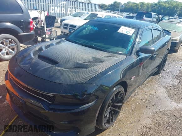 2019 Dodge Charger R/T z VIN 2C3CDXCTXKH737953, wystawiony jako IAAI lot #43443306 z przebiegiem 87 695 mil mil oraz . Historia ofert i sprzedaży dostępna na DreamBid. Obrazek 2.