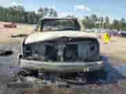 1997 Chevrolet Silverado 1500 z VIN 1GCEK14M4VZ166799, wystawiony jako Copart lot #69846415 z przebiegiem 195 832 mil mil oraz Szkoda całkowita • Salvage title. Historia ofert i sprzedaży dostępna na DreamBid. Obrazek 5.